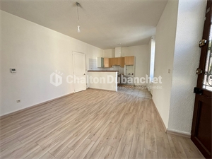 maison-villa à la location -   42300  ROANNE, surface 65,4 m2 location maison-villa - APR732882